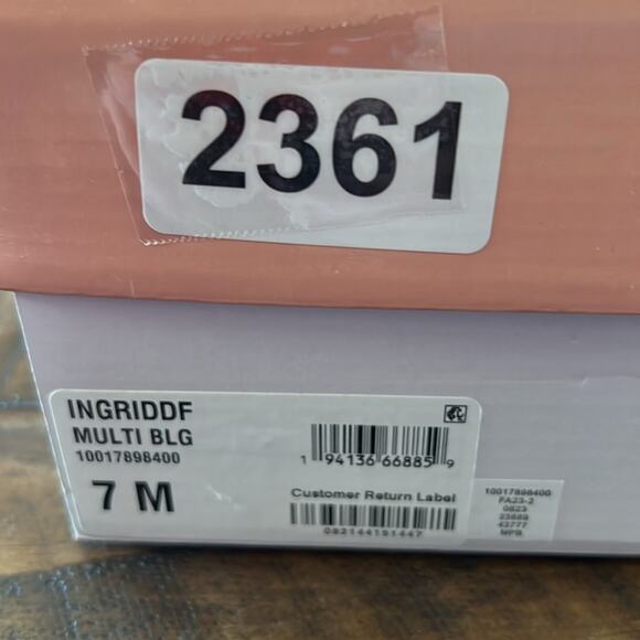 Wild Pair Ingrid Pointed Toe Bling Dress Booties Rhinestone Multi Color NEW 7 - Picture 8 of 9